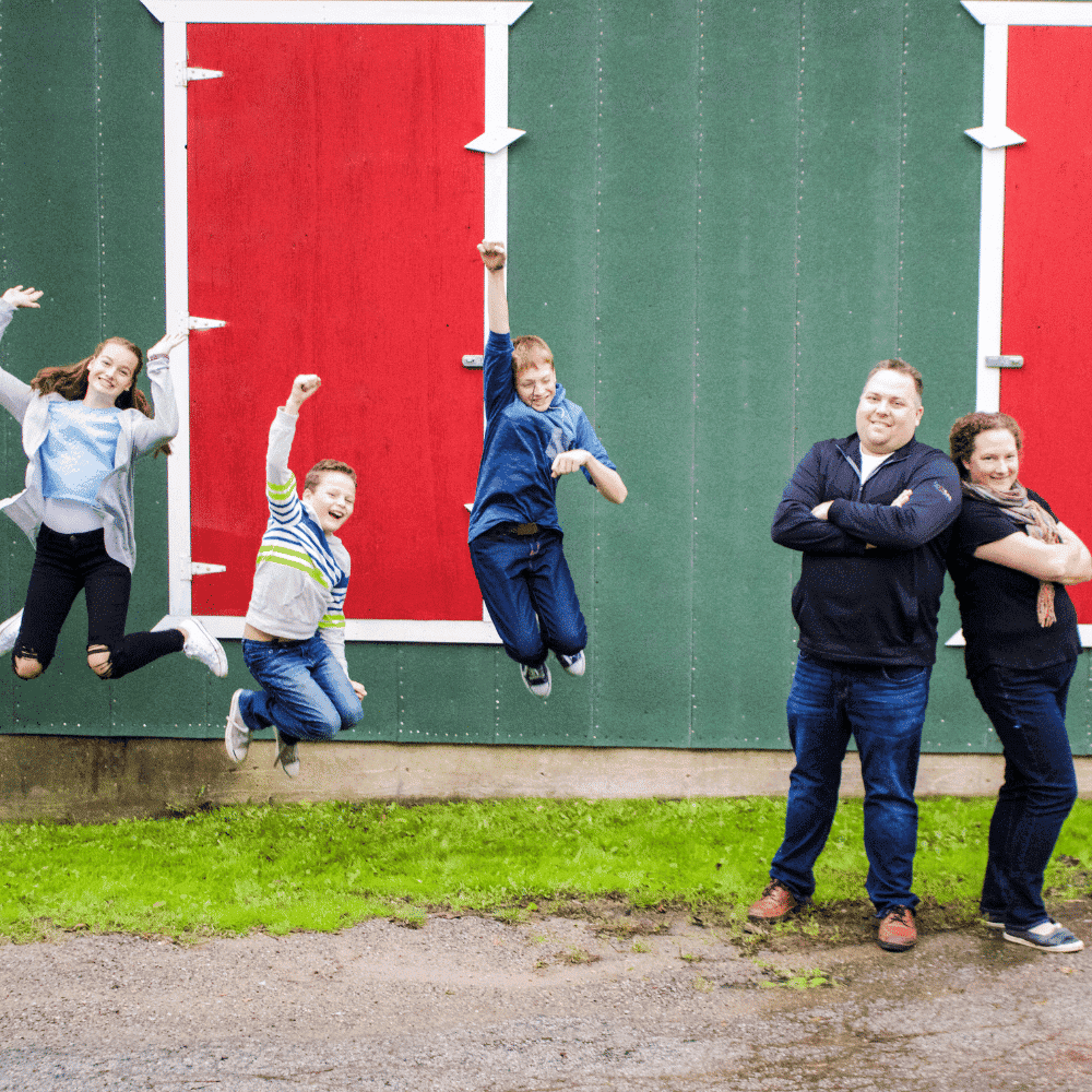 The Smith family - Jason, Michelle, and their three children